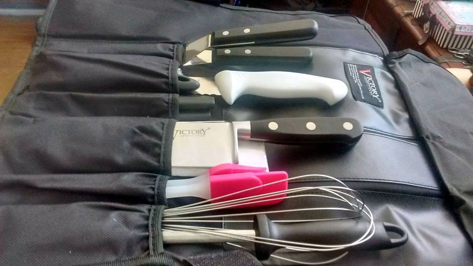 Set de cuchillos y utensilios de cocina 3 Claveles Uniblock